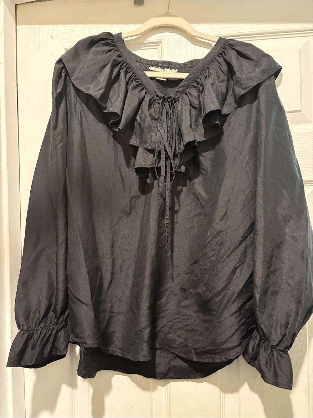 Vintage 90s 100% SILK Ruffled Tie-Front Blouse in Black